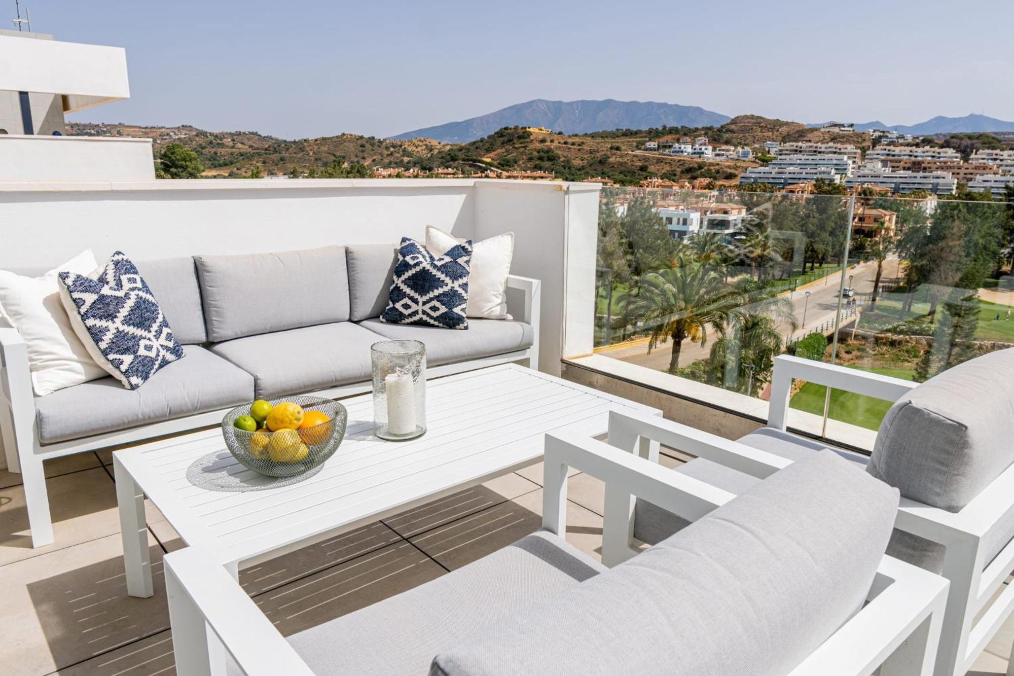 Appartement Magnificent Frontline Golf Penthouse In Navigolf La Cala De Mijas Extérieur photo